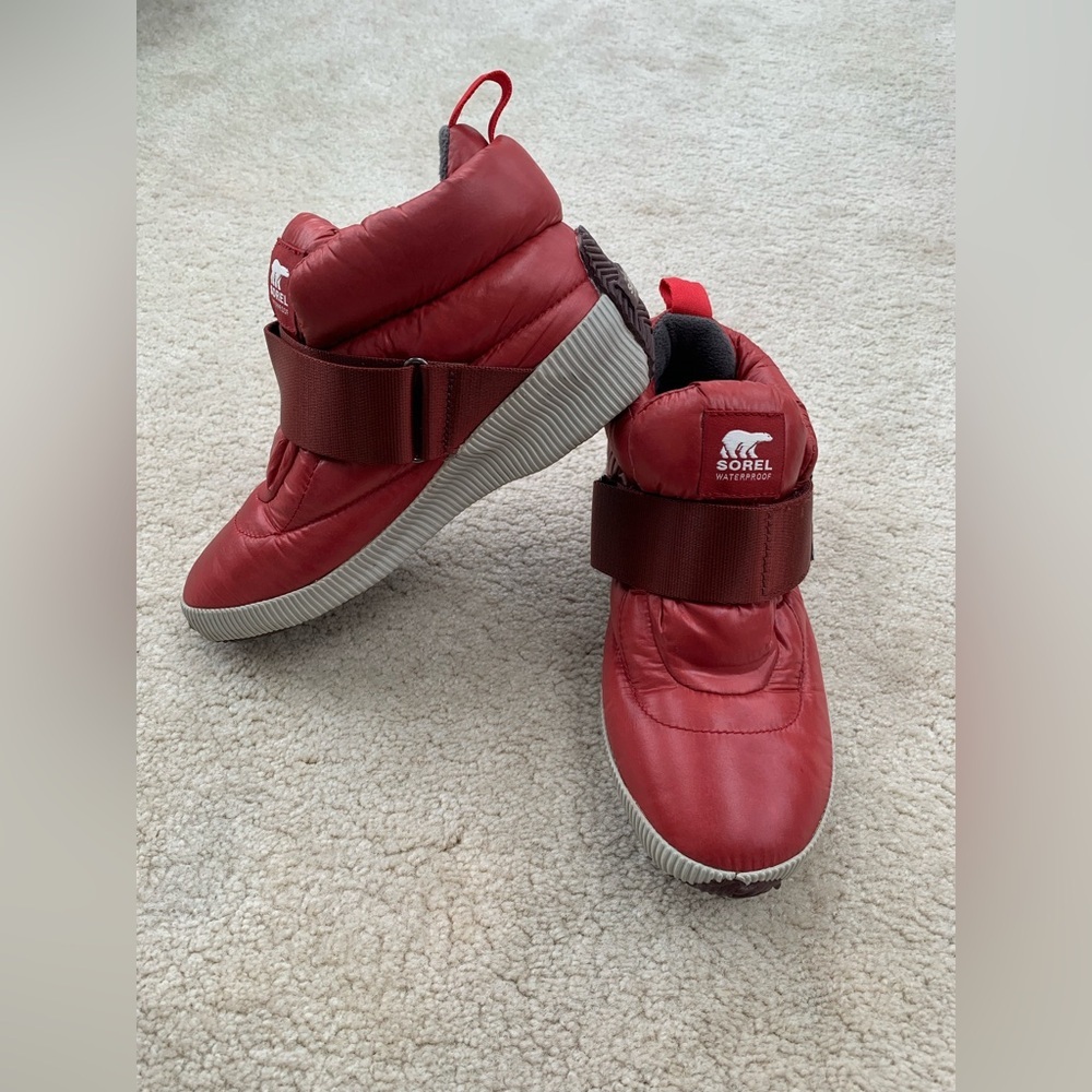 Sorel Womens Size 6.5 Out N About Red Puffy Strap Snow Boots Sneakers Dahlia Red - Picture 11 of 12